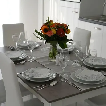 Апартаменты Koschenoase Barreriefrei 4 Personen Зенфтенберг